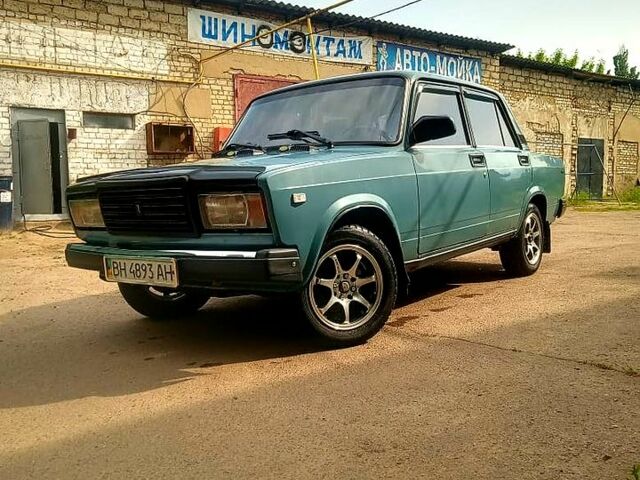 Синий ВАЗ 2107, объемом двигателя 1.6 л и пробегом 170 тыс. км за 1400 $, фото 6 на Automoto.ua