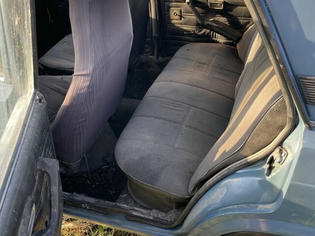 Синий ВАЗ 2107, объемом двигателя 0 л и пробегом 65 тыс. км за 350 $, фото 4 на Automoto.ua