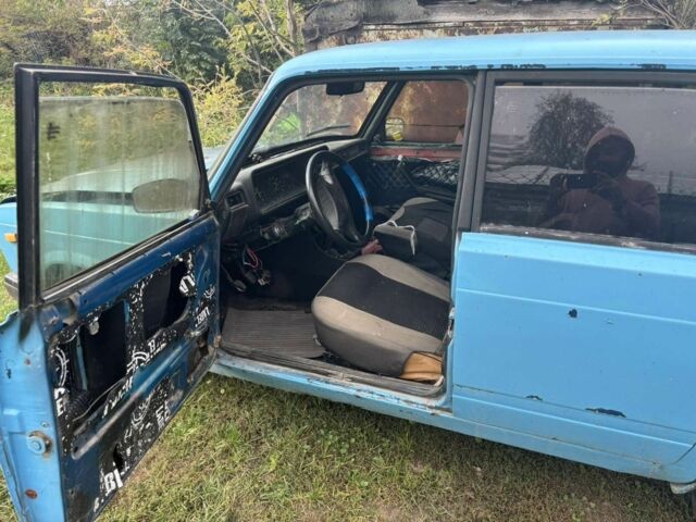 ВАЗ 2107 2003 в Ровно на Automoto.ua Синий ВАЗ 2107, объемом двигателя 0 л и пробегом 250 тыс. км за 350 $, фото 4 на Automoto.ua