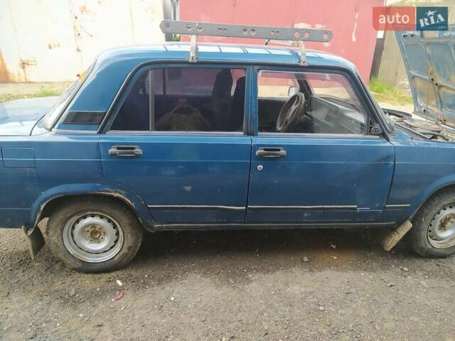 Синий ВАЗ 2107, объемом двигателя 1.6 л и пробегом 147 тыс. км за 900 $, фото 6 на Automoto.ua