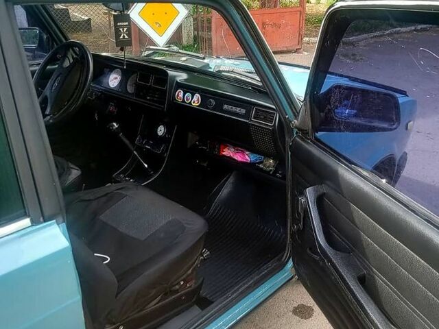 Синий ВАЗ 2107, объемом двигателя 1.6 л и пробегом 170 тыс. км за 1400 $, фото 2 на Automoto.ua