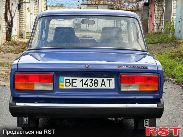 Синий ВАЗ 2107, объемом двигателя 1.5 л и пробегом 167 тыс. км за 1850 $, фото 3 на Automoto.ua