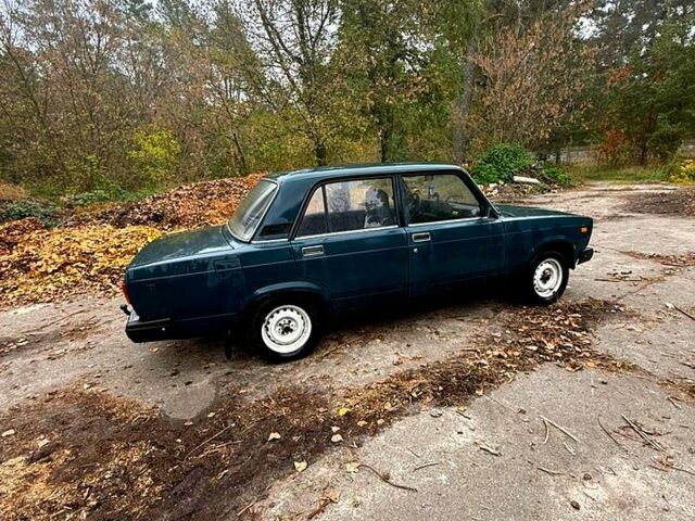 Синий ВАЗ 2107, объемом двигателя 1.5 л и пробегом 76 тыс. км за 900 $, фото 4 на Automoto.ua
