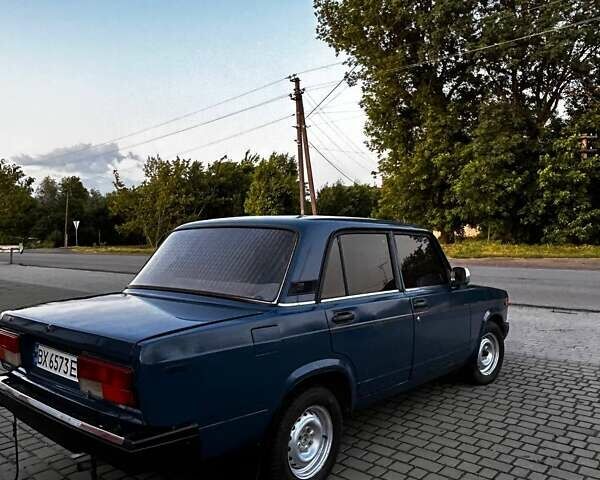 Синий ВАЗ 2107, объемом двигателя 1.45 л и пробегом 89 тыс. км за 1270 $, фото 3 на Automoto.ua