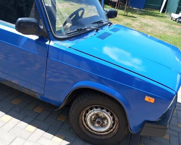 Синий ВАЗ 2107, объемом двигателя 1.45 л и пробегом 267 тыс. км за 800 $, фото 2 на Automoto.ua