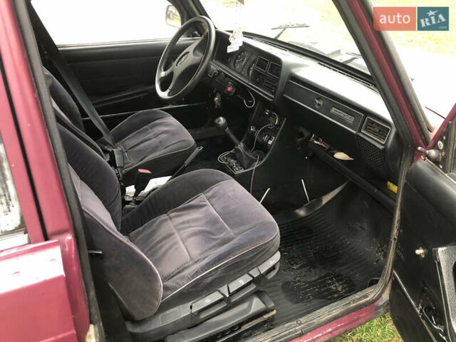 Синий ВАЗ 2107, объемом двигателя 0.65 л и пробегом 250 тыс. км за 871 $, фото 5 на Automoto.ua