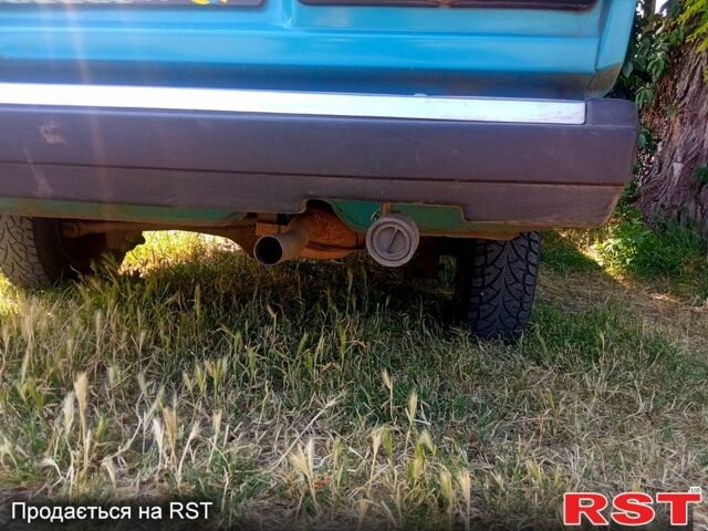 Синий ВАЗ 2107, объемом двигателя 1.5 л и пробегом 200 тыс. км за 800 $, фото 2 на Automoto.ua