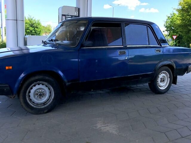 Синий ВАЗ 2107, объемом двигателя 1.5 л и пробегом 111 тыс. км за 600 $, фото 1 на Automoto.ua