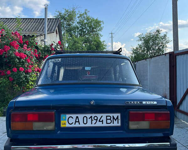 Синий ВАЗ 2107, объемом двигателя 1.5 л и пробегом 136 тыс. км за 900 $, фото 3 на Automoto.ua