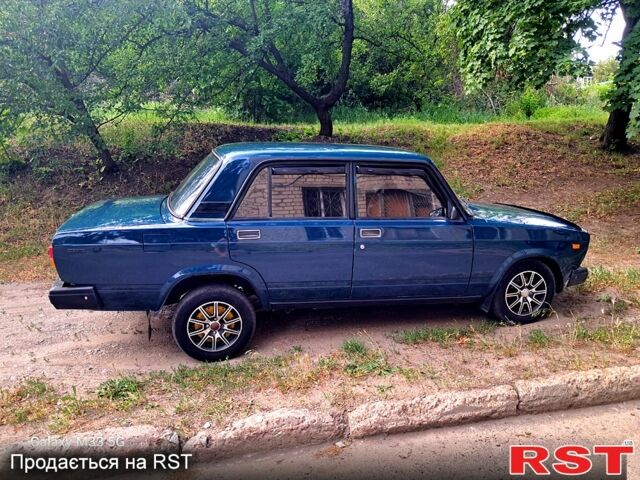 Синий ВАЗ 2107, объемом двигателя 1.5 л и пробегом 40 тыс. км за 1400 $, фото 9 на Automoto.ua