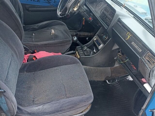 ВАЗ 2107 2004 в Черняхове на Automoto.ua Синий ВАЗ 2107, объемом двигателя 0 л и пробегом 31 тыс. км за 800 $, фото 1 на Automoto.ua