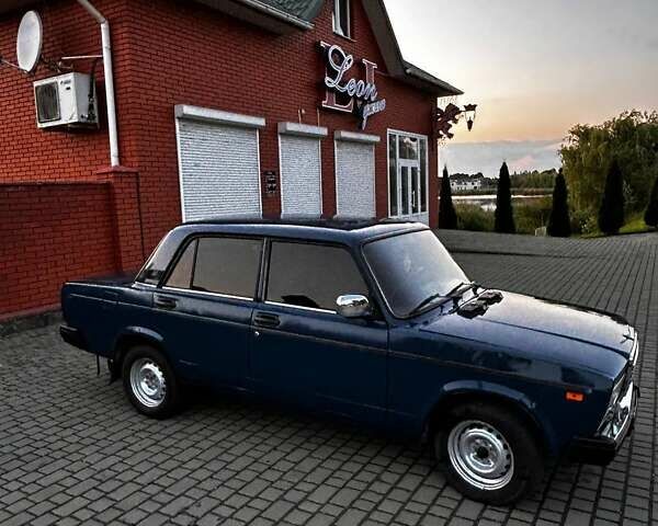 Синий ВАЗ 2107, объемом двигателя 1.45 л и пробегом 89 тыс. км за 1270 $, фото 1 на Automoto.ua