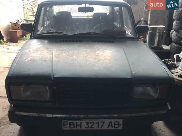 Синий ВАЗ 2107, объемом двигателя 1.45 л и пробегом 280 тыс. км за 904 $, фото 2 на Automoto.ua