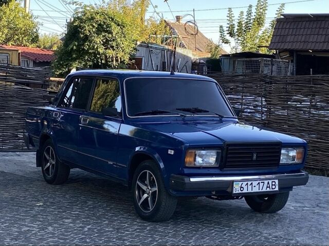 Синий ВАЗ 2107, объемом двигателя 1.5 л и пробегом 160 тыс. км за 1800 $, фото 8 на Automoto.ua