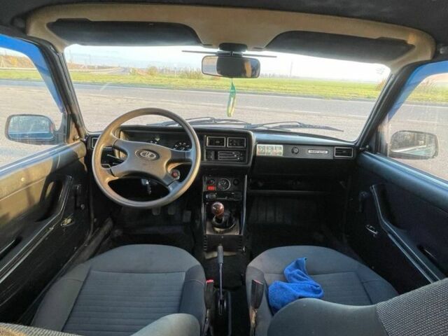 Синий ВАЗ 2107, объемом двигателя 1.5 л и пробегом 98 тыс. км за 1300 $, фото 4 на Automoto.ua