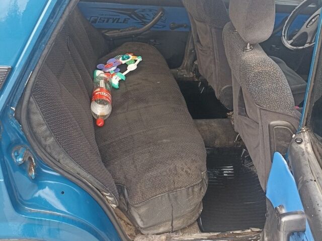 ВАЗ 2107 2004 в Черняхове на Automoto.ua Синий ВАЗ 2107, объемом двигателя 0 л и пробегом 31 тыс. км за 800 $, фото 3 на Automoto.ua