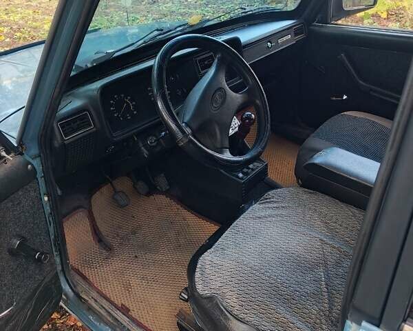 Синий ВАЗ 2107, объемом двигателя 1.45 л и пробегом 66 тыс. км за 1450 $, фото 3 на Automoto.ua