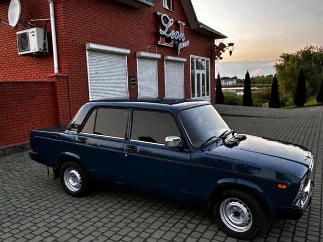 Синій ВАЗ 2107, об'ємом двигуна 1.5 л та пробігом 137 тис. км за 1349 $, фото 2 на Automoto.ua