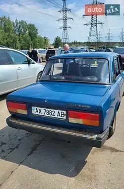 ВАЗ 2107 2004 в Харькове на Automoto.ua Синий ВАЗ 2107, объемом двигателя 0 л и пробегом 77 тыс. км за 1000 $, фото 2 на Automoto.ua