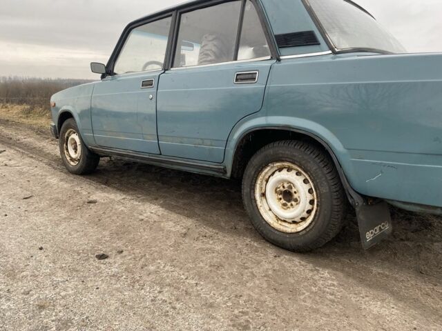 Синий ВАЗ 2107, объемом двигателя 1.6 л и пробегом 100 тыс. км за 800 $, фото 4 на Automoto.ua