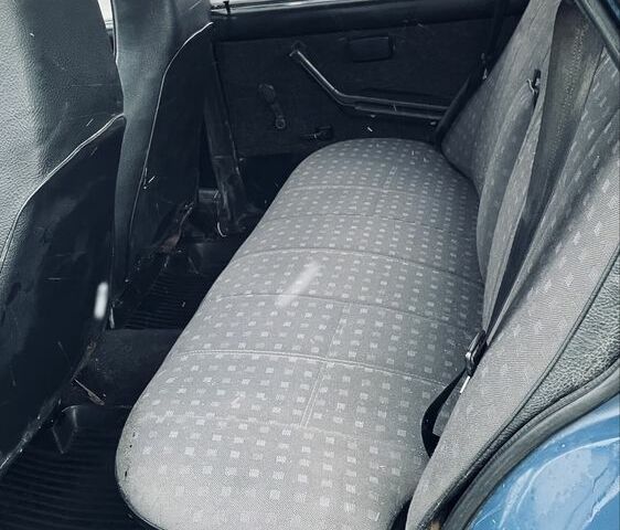 Синий ВАЗ 2107, объемом двигателя 1.5 л и пробегом 120 тыс. км за 1000 $, фото 7 на Automoto.ua