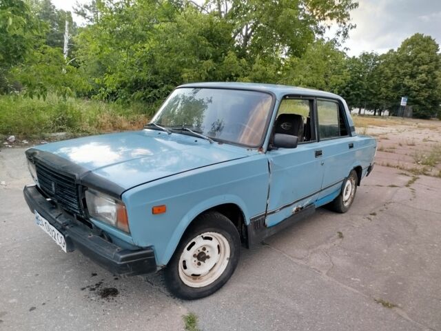 Синий ВАЗ 2107, объемом двигателя 0 л и пробегом 197 тыс. км за 361 $, фото 2 на Automoto.ua