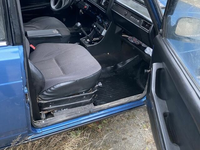 Синий ВАЗ 2107, объемом двигателя 1.5 л и пробегом 50 тыс. км за 850 $, фото 4 на Automoto.ua