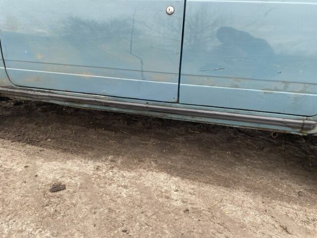 Синий ВАЗ 2107, объемом двигателя 1.6 л и пробегом 100 тыс. км за 800 $, фото 2 на Automoto.ua