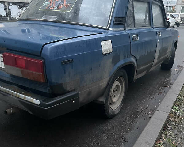 Синий ВАЗ 2107, объемом двигателя 1.45 л и пробегом 100 тыс. км за 550 $, фото 3 на Automoto.ua