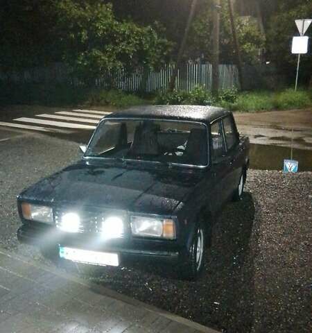 ВАЗ 2107 2004 в Киеве на Automoto.ua Синий ВАЗ 2107, объемом двигателя 1.5 л и пробегом 85 тыс. км за 1200 $, фото 5 на Automoto.ua