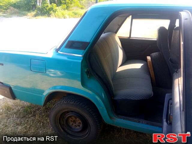 Синий ВАЗ 2107, объемом двигателя 1.5 л и пробегом 200 тыс. км за 800 $, фото 11 на Automoto.ua