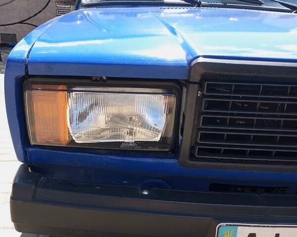 Синий ВАЗ 2107, объемом двигателя 1.45 л и пробегом 267 тыс. км за 800 $, фото 1 на Automoto.ua