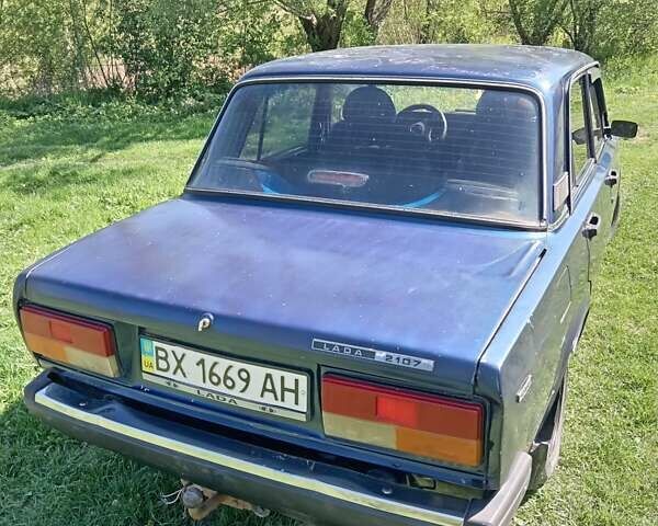 Синий ВАЗ 2107, объемом двигателя 1.5 л и пробегом 213 тыс. км за 440 $, фото 3 на Automoto.ua