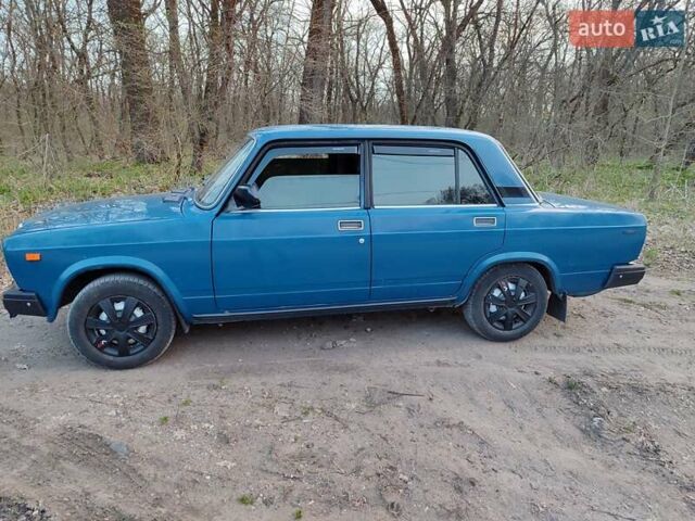Синій ВАЗ 2107, об'ємом двигуна 1.5 л та пробігом 143 тис. км за 1700 $, фото 3 на Automoto.ua