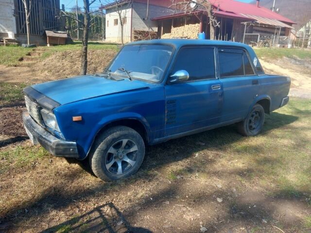 Синий ВАЗ 2107, объемом двигателя 0 л и пробегом 1000 тыс. км за 600 $, фото 6 на Automoto.ua