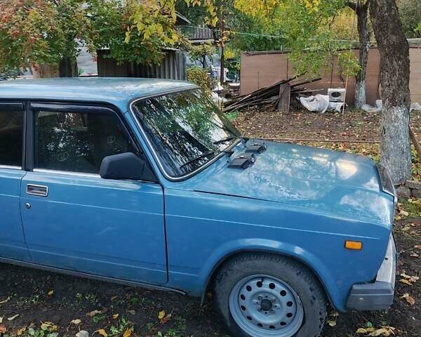 Синий ВАЗ 2107, объемом двигателя 1.45 л и пробегом 66 тыс. км за 1450 $, фото 4 на Automoto.ua