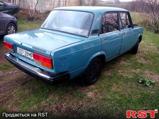 Синий ВАЗ 2107, объемом двигателя 1.6 л и пробегом 254 тыс. км за 770 $, фото 4 на Automoto.ua
