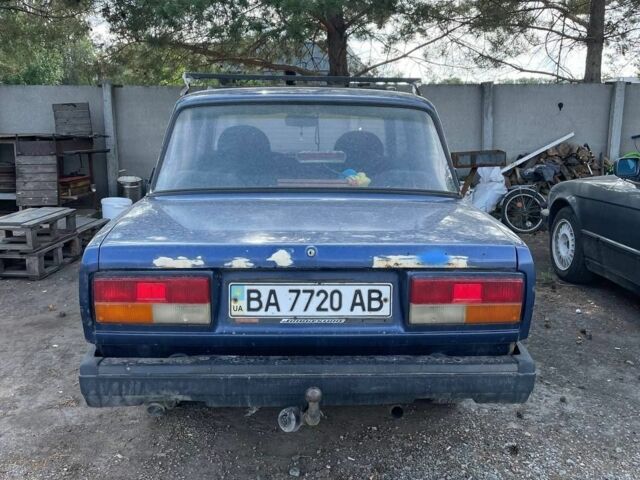 Синий ВАЗ 2107, объемом двигателя 1.5 л и пробегом 250 тыс. км за 550 $, фото 5 на Automoto.ua