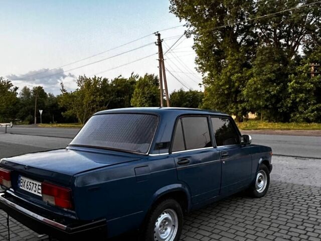 Синій ВАЗ 2107, об'ємом двигуна 1.5 л та пробігом 137 тис. км за 1349 $, фото 3 на Automoto.ua