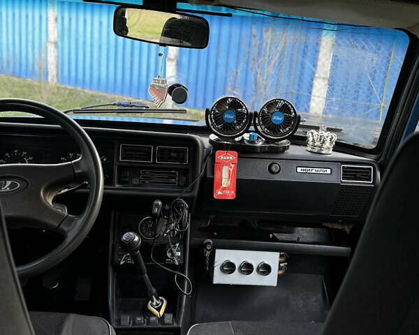 Синій ВАЗ 2107, об'ємом двигуна 1.5 л та пробігом 196 тис. км за 1400 $, фото 9 на Automoto.ua