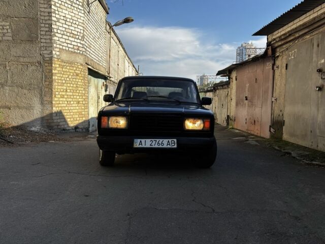 Синий ВАЗ 2107, объемом двигателя 1.5 л и пробегом 65 тыс. км за 650 $, фото 1 на Automoto.ua