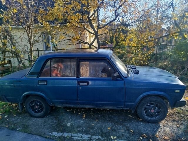 Синій ВАЗ 2107, об'ємом двигуна 1.5 л та пробігом 200 тис. км за 600 $, фото 4 на Automoto.ua