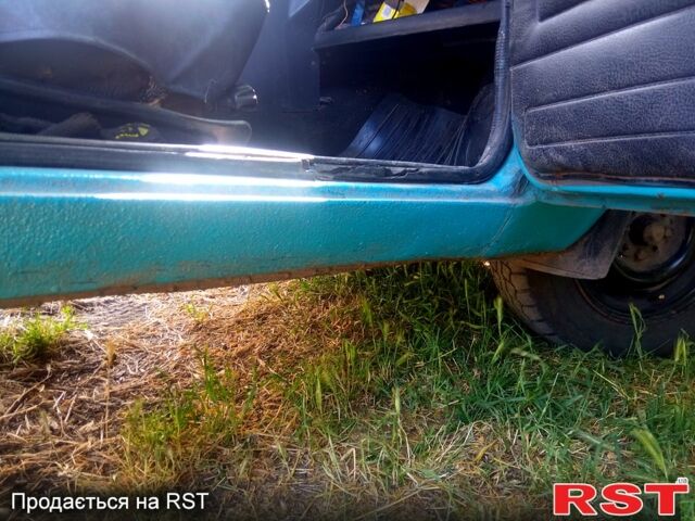 Синий ВАЗ 2107, объемом двигателя 1.5 л и пробегом 200 тыс. км за 800 $, фото 7 на Automoto.ua