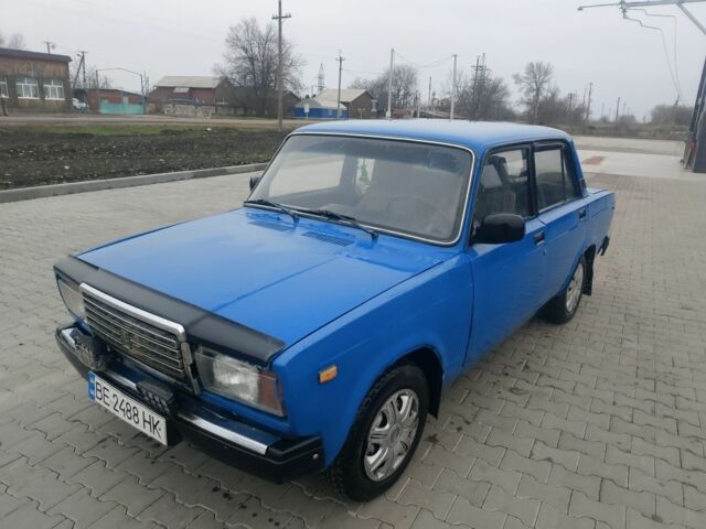 Синій ВАЗ 2107, об'ємом двигуна 1.5 л та пробігом 138 тис. км за 750 $, фото 10 на Automoto.ua