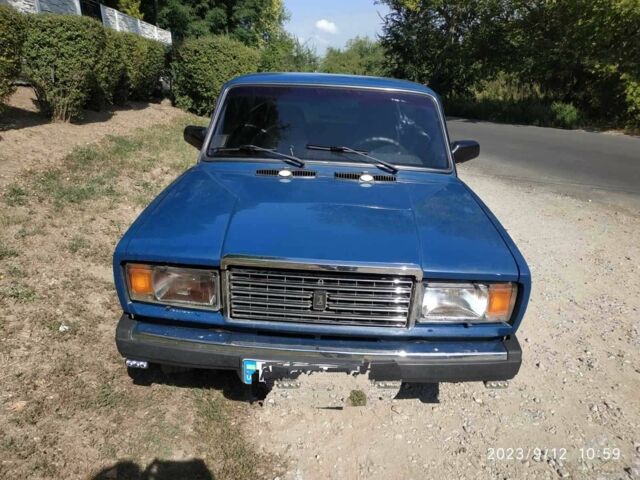 Синий ВАЗ 2107, объемом двигателя 1.5 л и пробегом 97 тыс. км за 2000 $, фото 5 на Automoto.ua