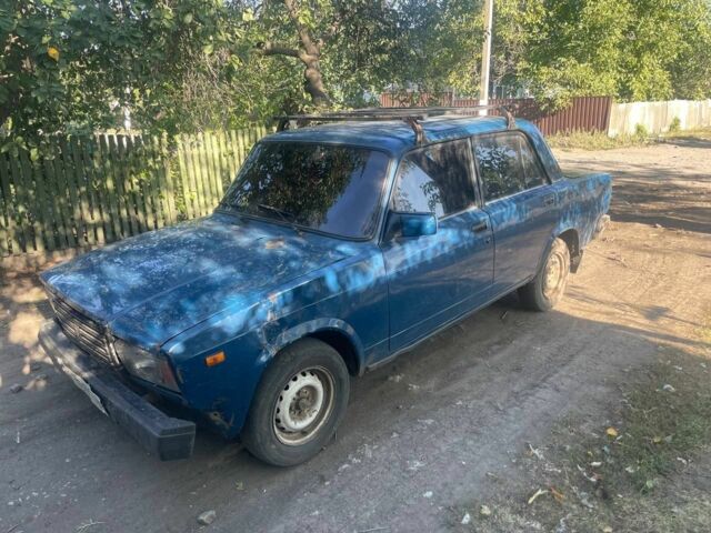 Синий ВАЗ 2107, объемом двигателя 1 л и пробегом 1000 тыс. км за 485 $, фото 2 на Automoto.ua
