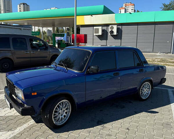 Синий ВАЗ 2107, объемом двигателя 1.5 л и пробегом 85 тыс. км за 1799 $, фото 3 на Automoto.ua