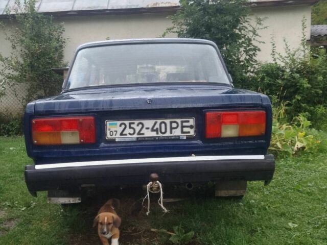 ВАЗ 2107 2004 у Тячеве на Automoto.ua Синій ВАЗ 2107, об'ємом двигуна 0 л та пробігом 2 тис. км за 286 $, фото 1 на Automoto.ua