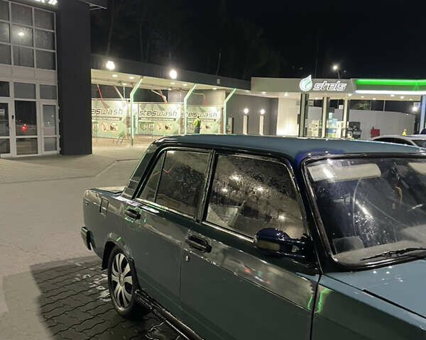 Синий ВАЗ 2107, объемом двигателя 1.5 л и пробегом 100 тыс. км за 400 $, фото 4 на Automoto.ua