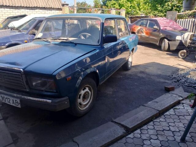 Синий ВАЗ 2107, объемом двигателя 1.5 л и пробегом 55 тыс. км за 500 $, фото 4 на Automoto.ua